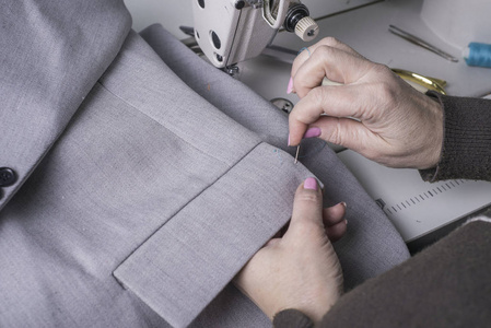 服饰研发师 用匠心织就时尚，以创新驱动制造业升级